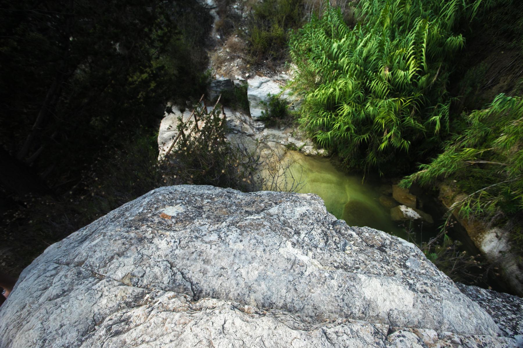 Идем к источнику водопада Адониса Идем к источнику водопада Адониса