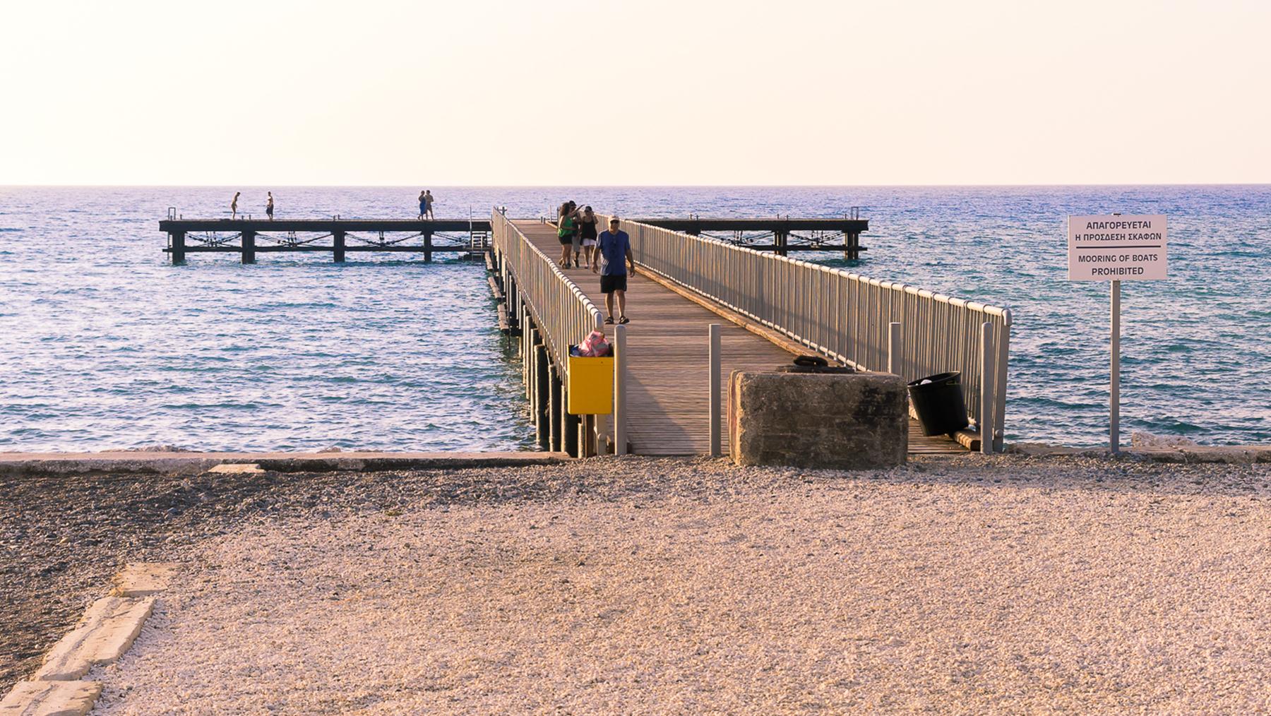 Пирс Limni Dock